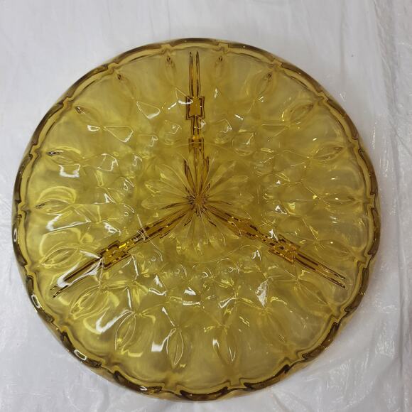 Anchor Hocking Fairfield Divided Relish Dish Scalloped Edge Plate‎ Amber Yellow - Picture 4 of 5